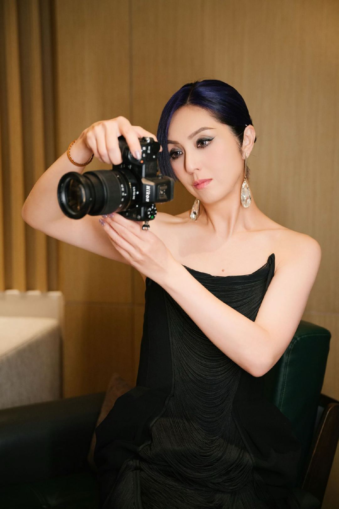 杨千嬅芒禾音乐节,歌声悠扬动人心,舞台表现力超群,真不愧是实力派