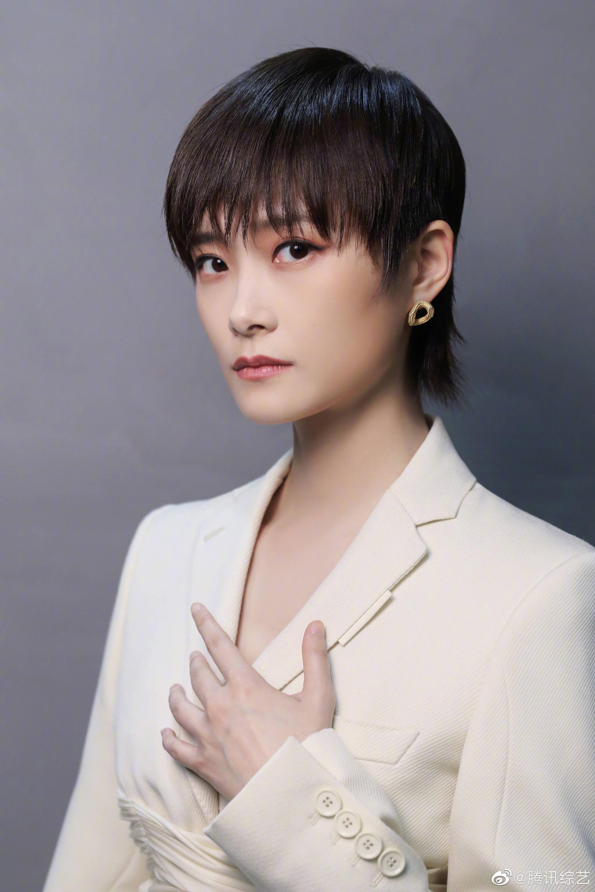 个性不是你的标签,而是你独一无二的魅力……|李宇春_新浪新闻