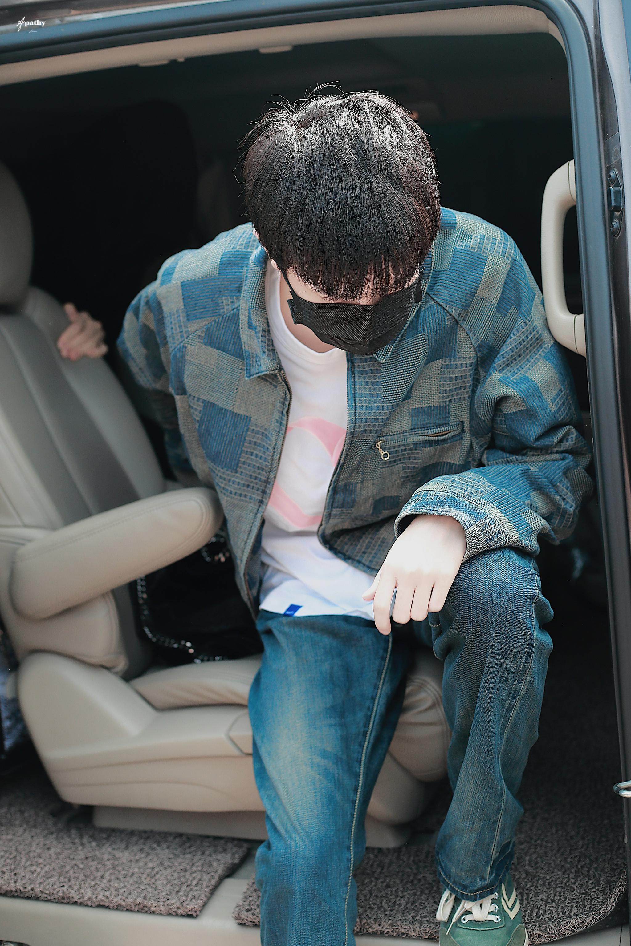 林墨今日份上班饭拍 男大学生来啦!