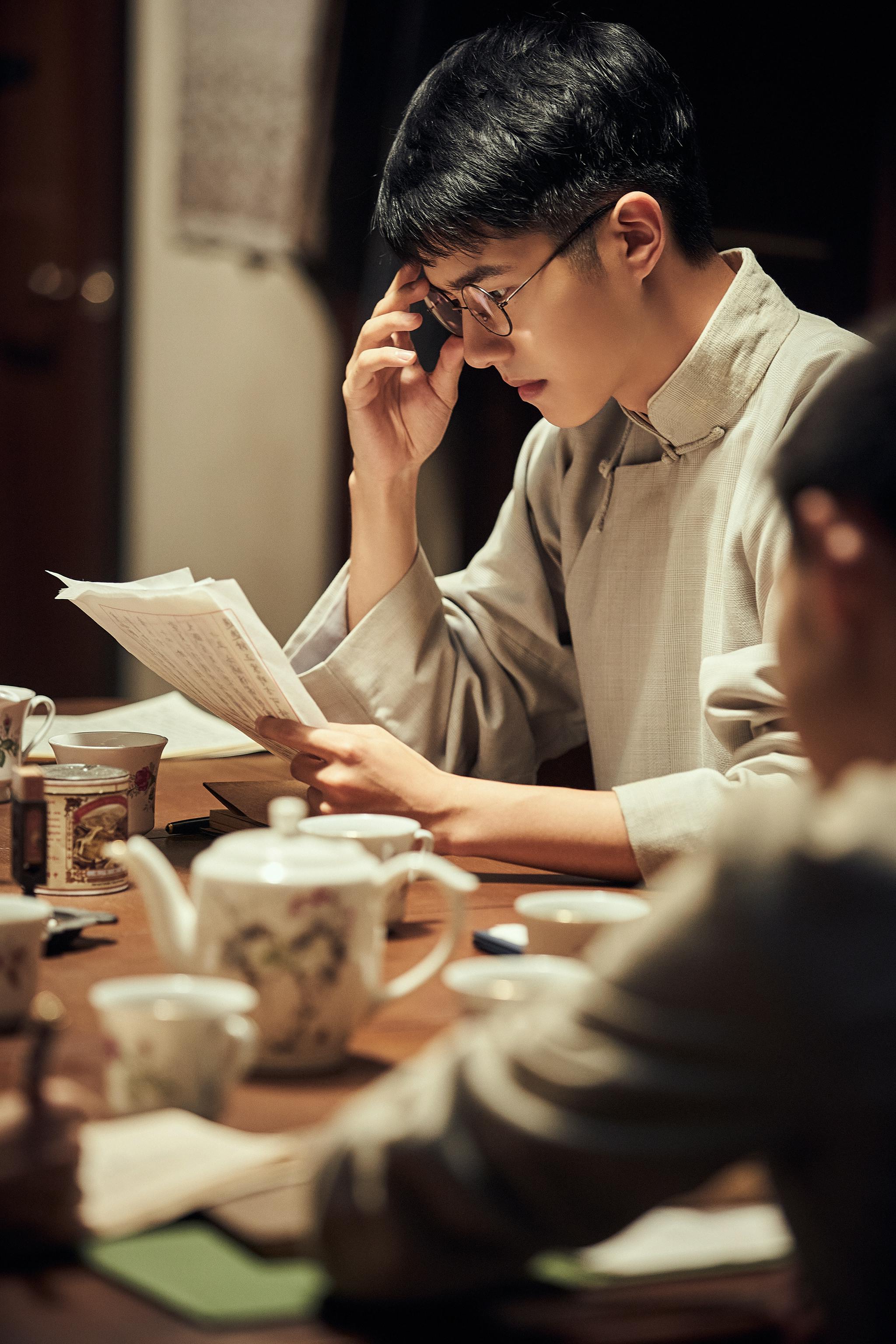 意气风发,斯文优雅的民国学生昊然弟弟太正了!@刘昊然turbo