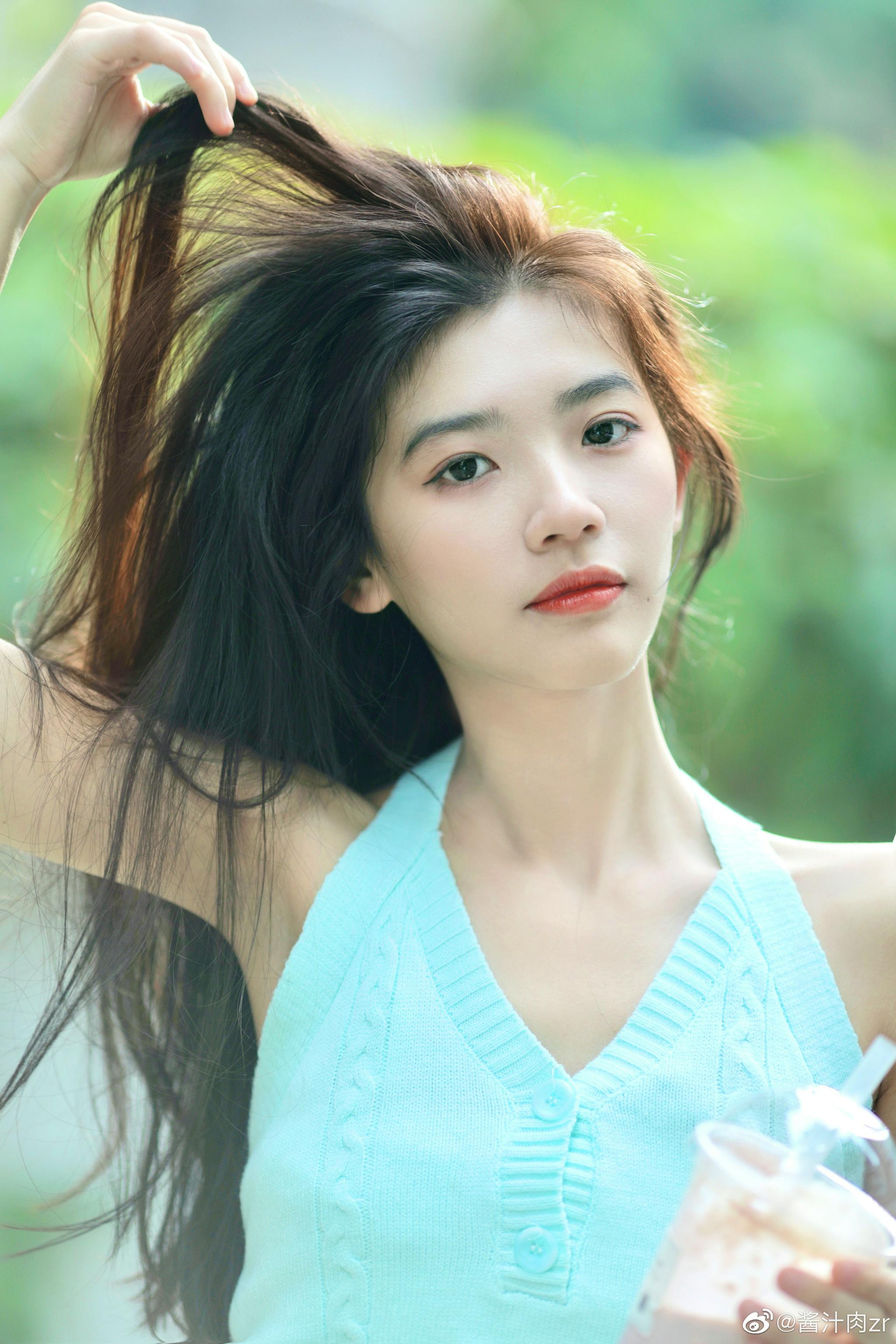 夏日心动女孩楠楠睡了w