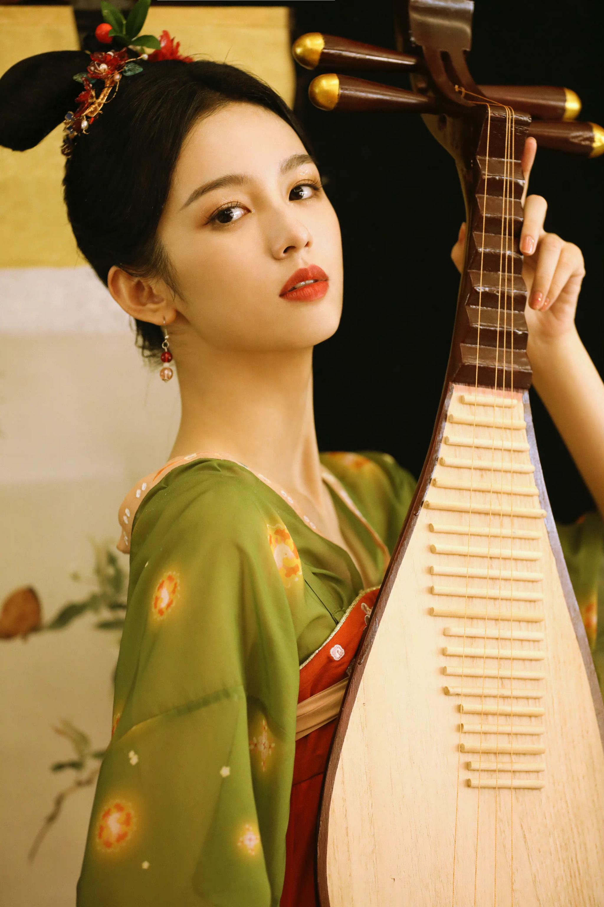 看一些冷脸美女 真的很期待《护心》 真的好吃也子的颜|护心|美女