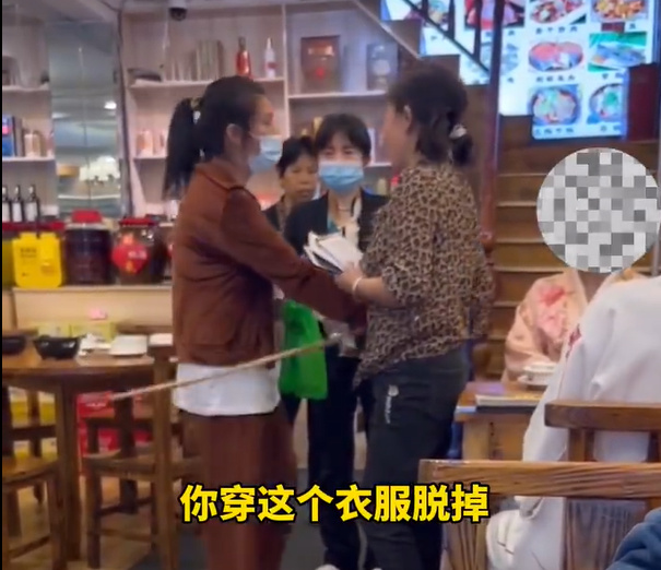 和服摆拍还是来了，只是剧本写的不太好，表演也差了点儿休闲区蓝鸢梦想 - Www.slyday.coM