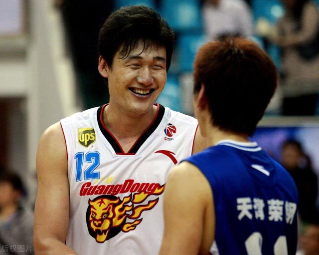 苏伟潇洒不减当年回头望月逆流而上这动作打100分都不为过