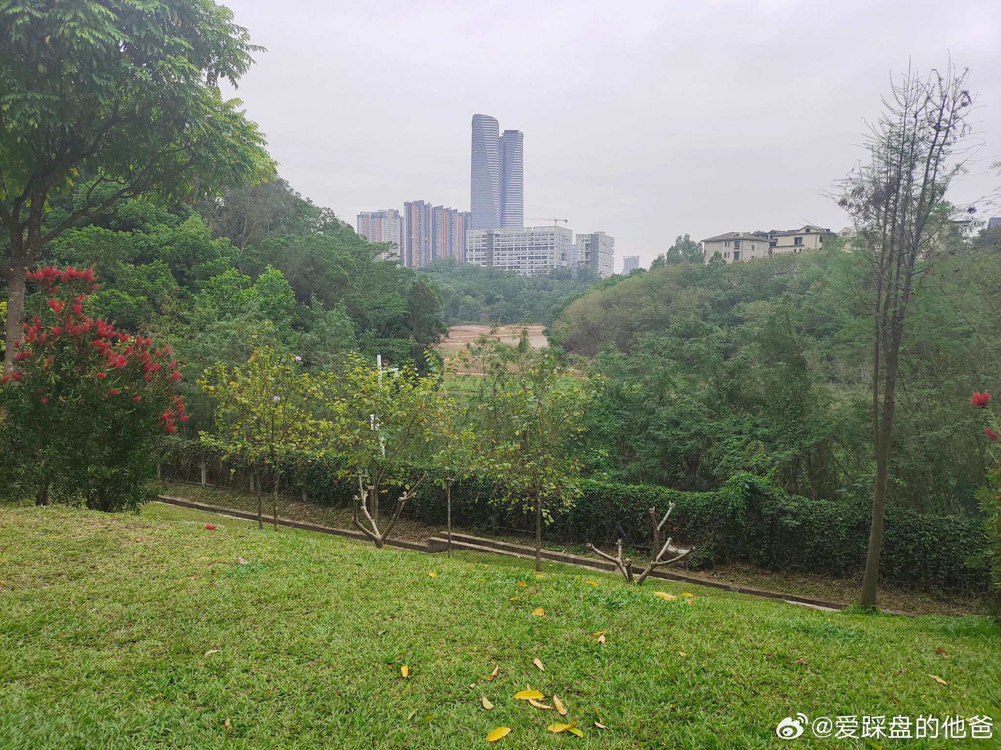 绕着南坑水库走了一圈|南坑水库_新浪新闻