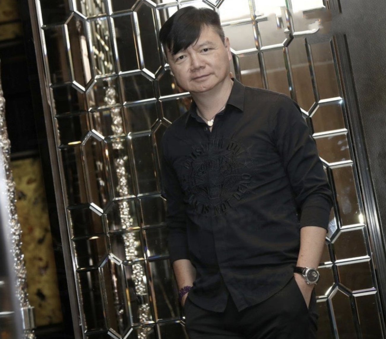 艾威走出离婚阴霾,折腾四年未能挽回婚姻,无悔花百万为前妻治病