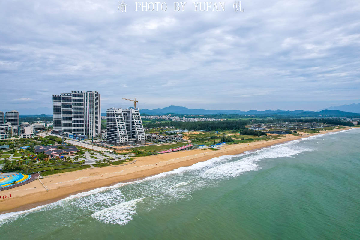 阳江海景不只海陵岛,阳西的月亮湾也很美,有广东马尔代夫之美誉|阳江