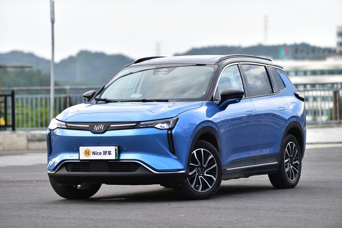 试驾威马w6-新浪汽车