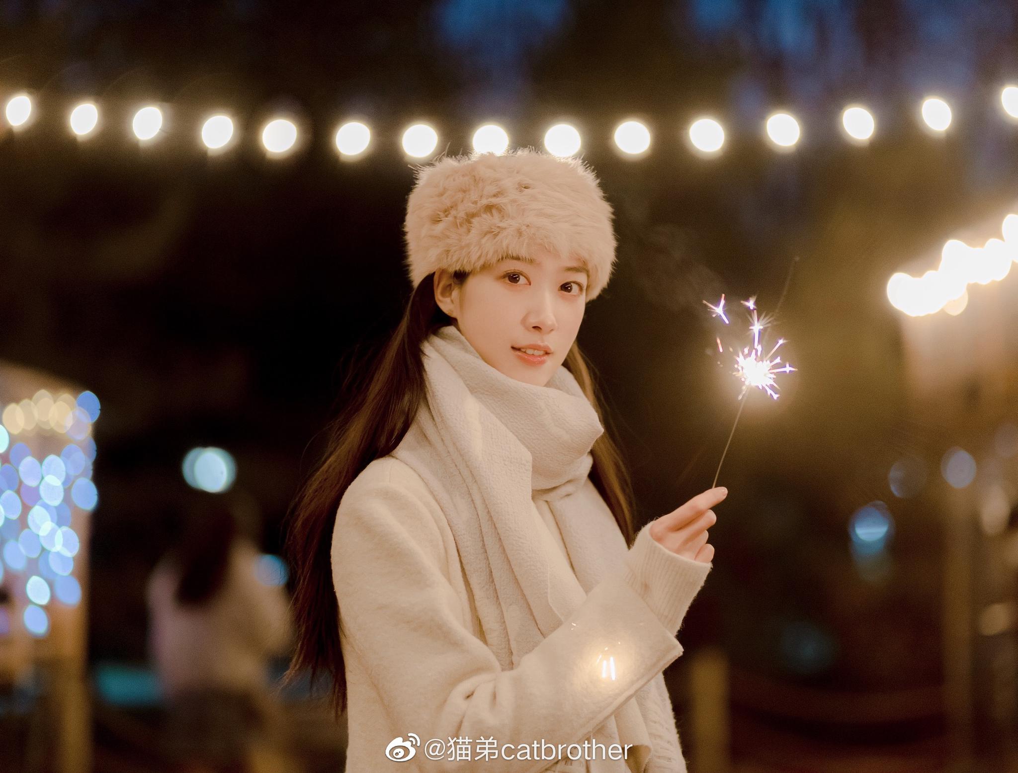 "恋上冬日" @演员朱可人_高清图集_新浪网