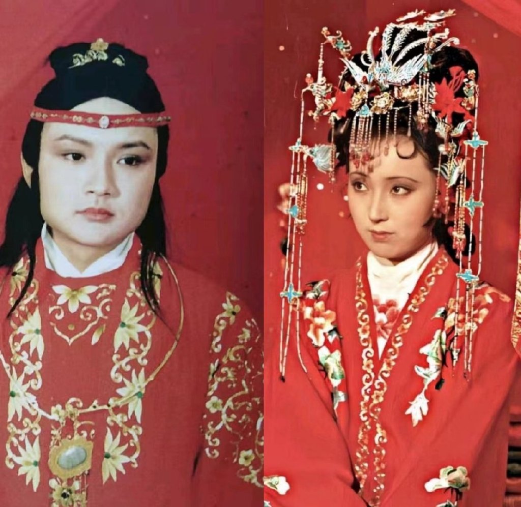 87《红楼梦》贾宝玉和林黛玉的八套“情侣装”,到底有多美?休闲区蓝鸢梦想 - Www.slyday.coM 87《红楼梦》贾宝玉和林黛玉的八套“情侣装”,到底有多美?休闲区蓝鸢梦想 - Www.slyday.coM