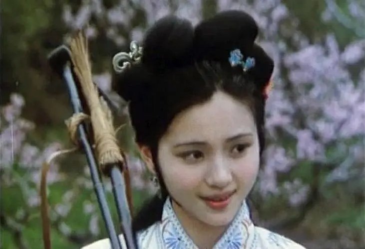 《人民的名义》中被嫌弃的“正宫娘娘”梁璐，来看看年轻时有多美__财经头条