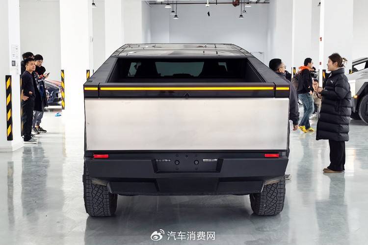 特斯拉皮卡国内亮相这设计换成国产品牌会被骂成什么样