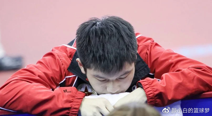 冲上热搜!樊振东被扣1400分被附0分细节出炉 最糟状况:跌出世界排名休闲区蓝鸢梦想 - Www.slyday.coM 冲上热搜!樊振东被扣1400分被附0分细节出炉 最糟状况:跌出世界排名休闲区蓝鸢梦想 - Www.slyday.coM