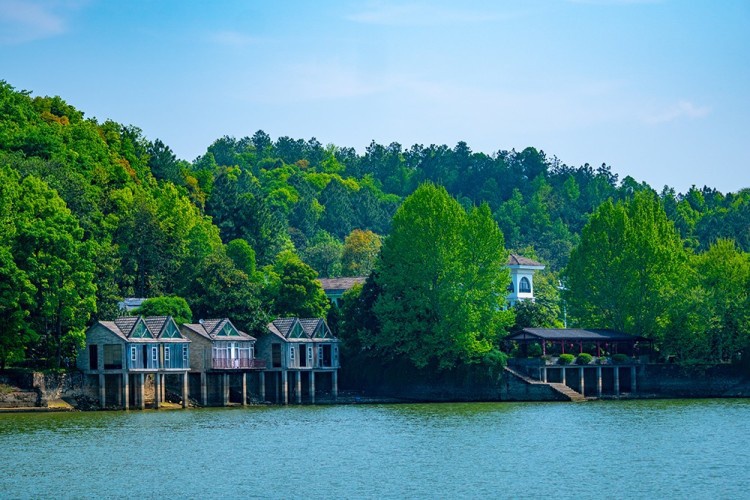 多变的天气感受不一样的仙女湖|名人岛|仙女湖|桃花岛_新浪新闻