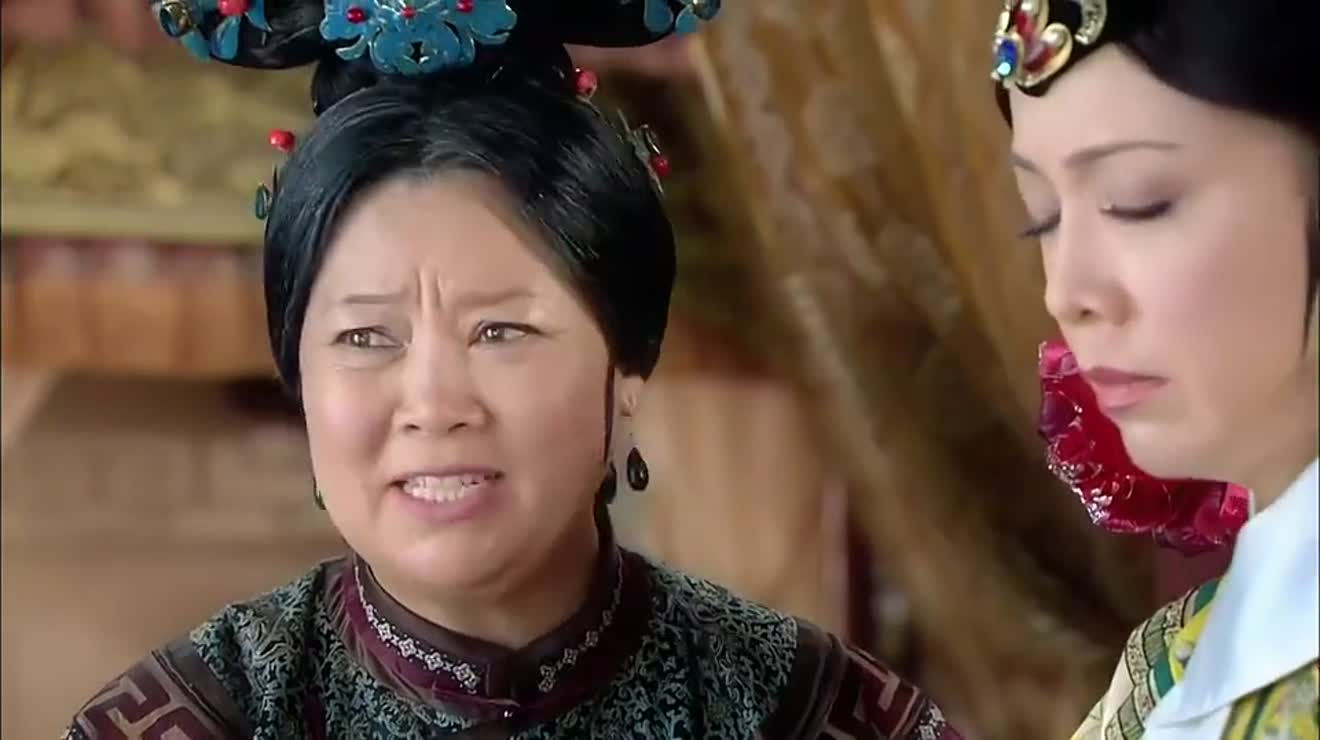 新还珠格格容嬷嬷有做作了竟然瞧不起小燕子是乡下丫头