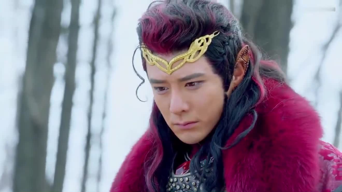 幻城岚裳被火族监视转眼一头扎进冰湖里逃跑机灵