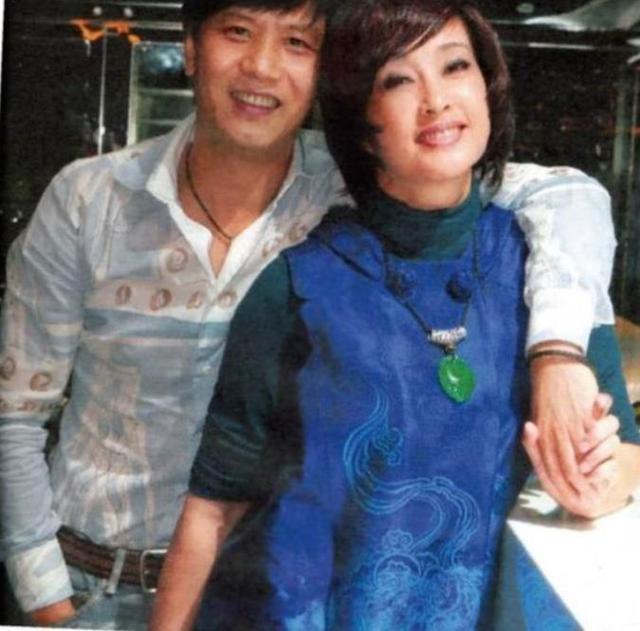 1987年刘晓庆出轨,丈夫陈国军刀指姜文:把你和刘晓庆的事写出来