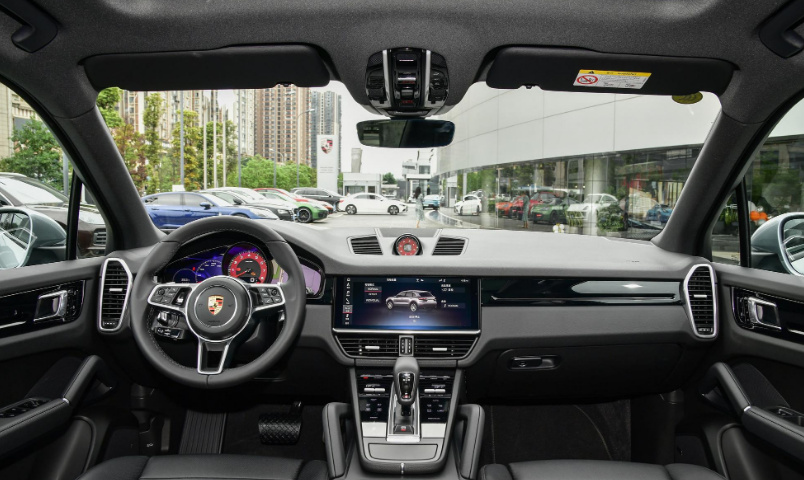 新时代型男！售价小幅度上涨，2023款保时捷卡宴购买攻略