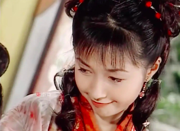 “最美郭襄”李绮红现状，满脸褐斑样貌大变，本人承认已到更年期|李绮红|郭襄|更年期_新浪新闻