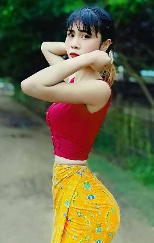 23岁缅甸女孩走红网络,腰围仅34.7厘米,曾被网友质疑是p图