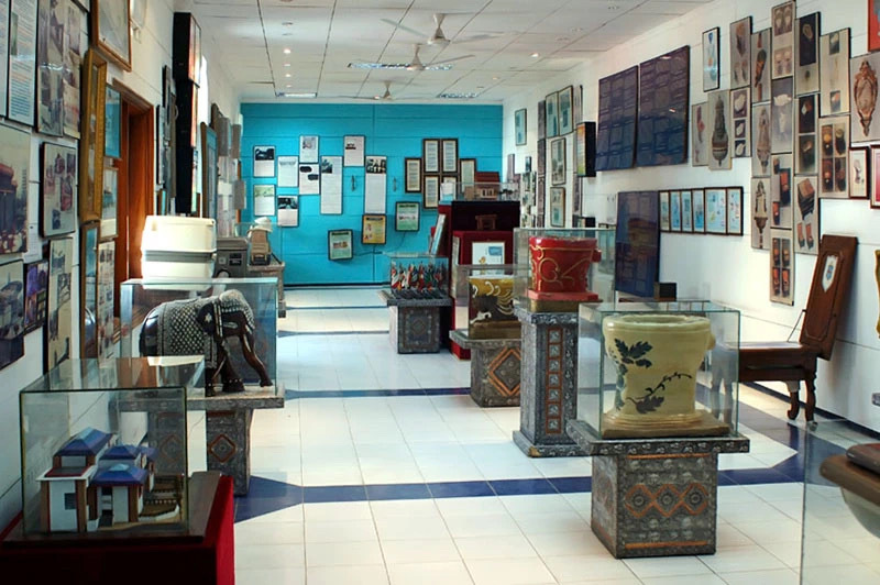 苏拉布国际马桶博物馆