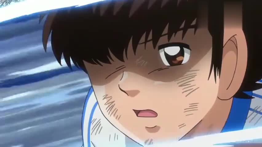 足球小将 大空翼vs日向小次郎 曲线射门和猛虎射门对射