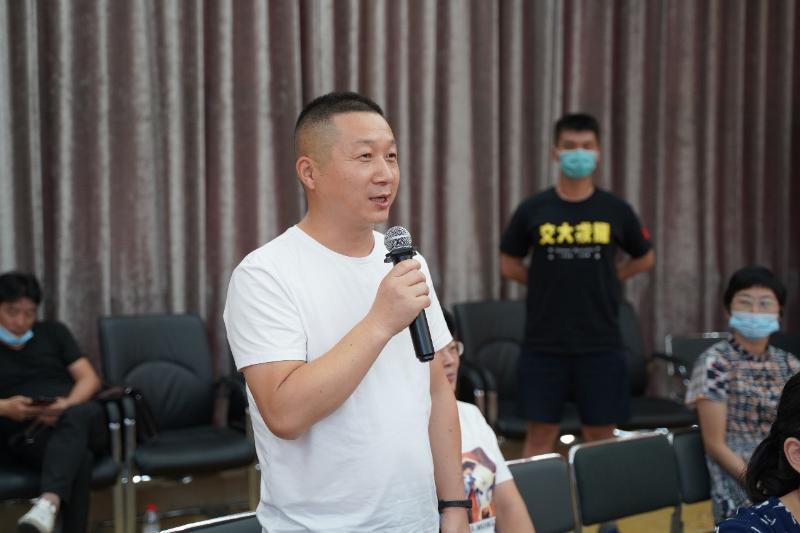 上海交通大学2021年下半年新兵入伍欢送会举行休闲区蓝鸢梦想 - Www.slyday.coM