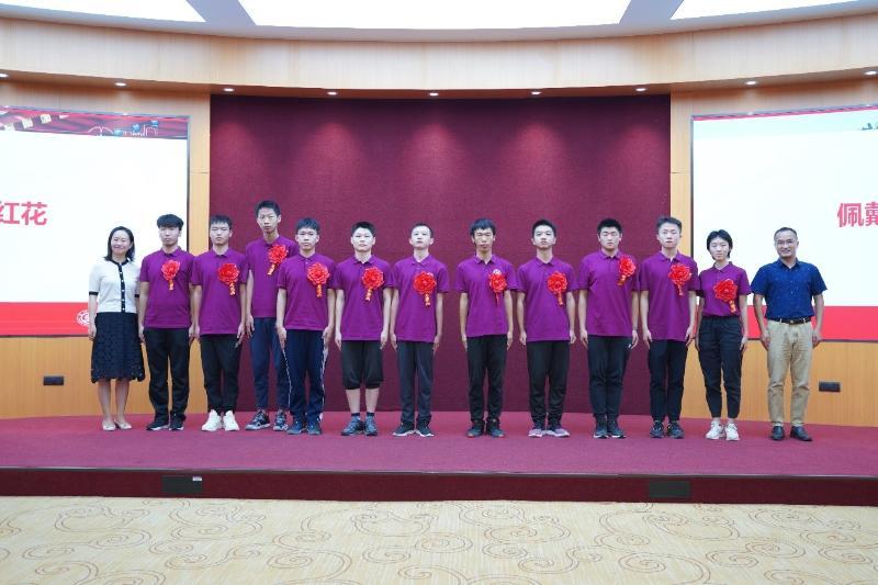 上海交通大学2021年下半年新兵入伍欢送会举行休闲区蓝鸢梦想 - Www.slyday.coM