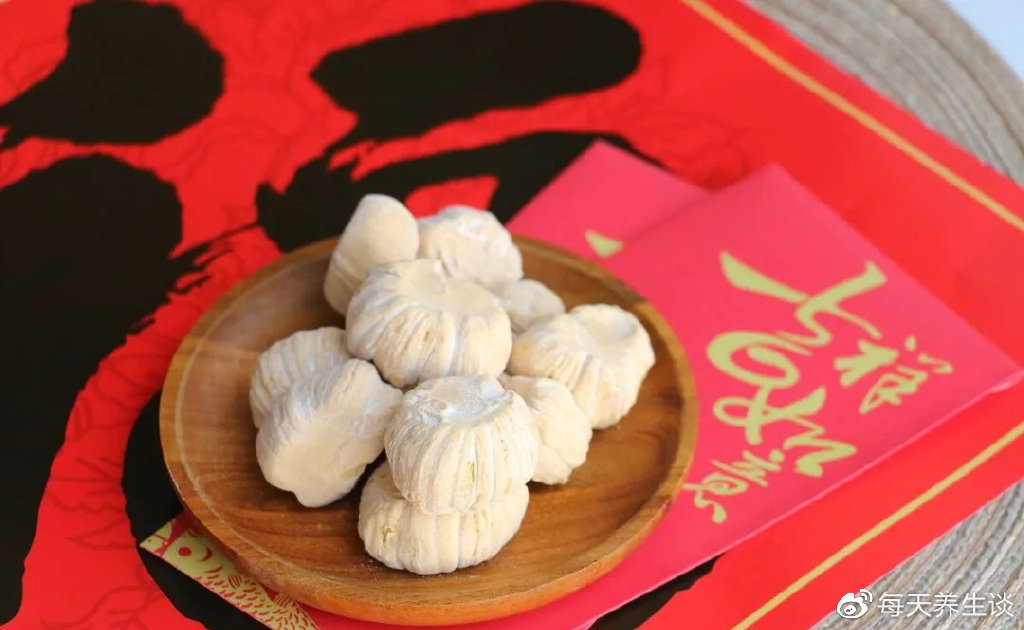 小年到百无禁忌宜吃甜祭拜灶王爷