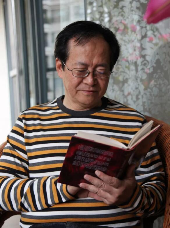 作家田雁宁在成都辞世 享年73岁，曾担任《冰山上的来客》编剧