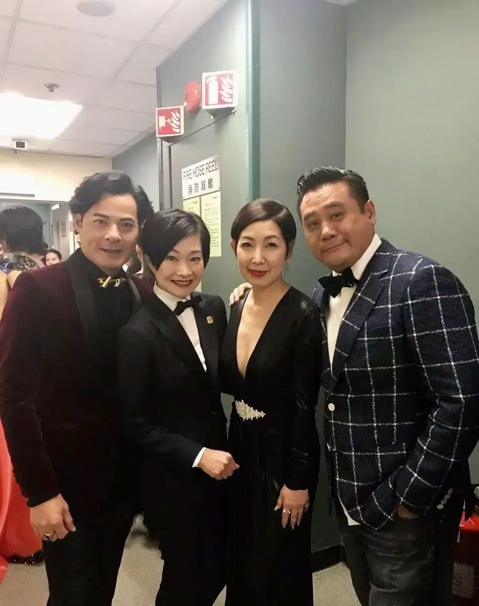 曾被高层嫌弃年纪大,被劝离主持岗位,59岁TVB艺人自嘲应该消失