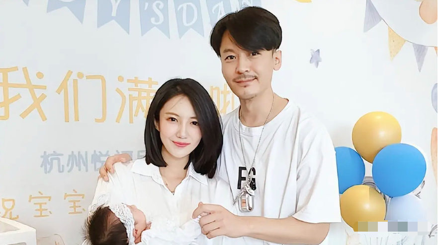 演员王东家暴妻子视频曝光,多次失联,婚内出轨,他还委屈得不行休闲区蓝鸢梦想 - Www.slyday.coM 演员王东家暴妻子视频曝光,多次失联,婚内出轨,他还委屈得不行休闲区蓝鸢梦想 - Www.slyday.coM