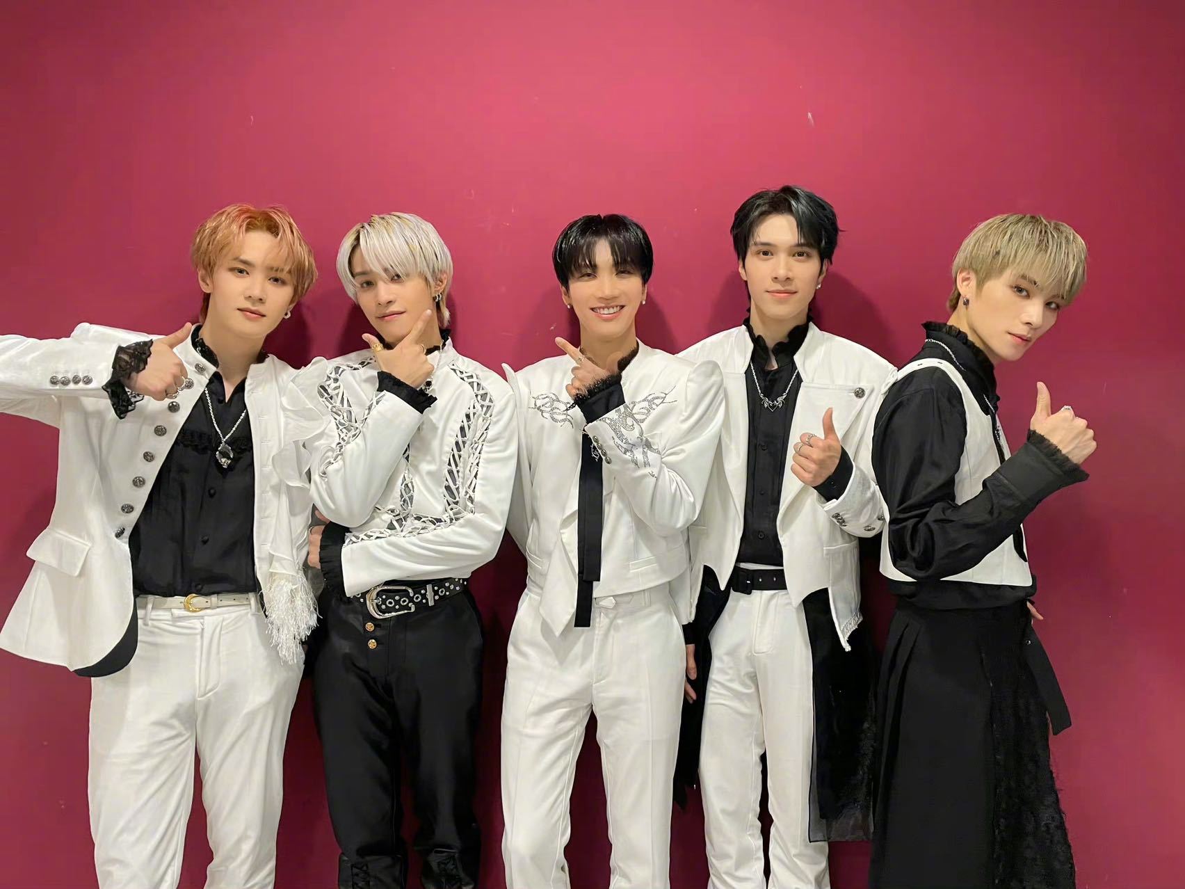 你们觉得威神v成员战斗值的顺位是怎样的呢?_高清图集_新浪网