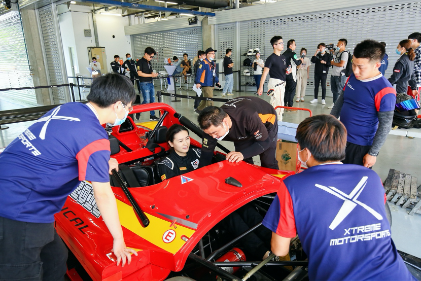 比较早的赛跑车文化运营机构,同时它还是一家专业的赛车培训服务商