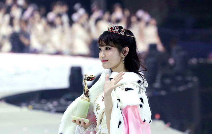 李艺彤诉苦上半年零收入,只能坐地铁逛迪士尼,网友看后不淡定了休闲区蓝鸢梦想 - Www.slyday.coM 李艺彤诉苦上半年零收入,只能坐地铁逛迪士尼,网友看后不淡定了休闲区蓝鸢梦想 - Www.slyday.coM