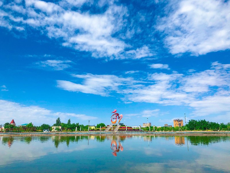 【图说新疆】新疆新和:雨后小城多明丽|新疆|新和县|唐海明_新浪新闻