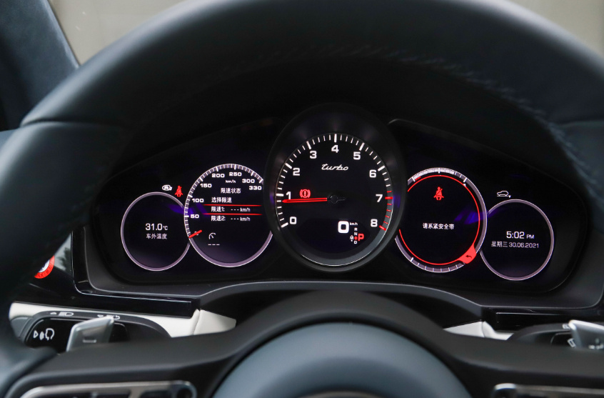 新时代型男！售价小幅度上涨，2023款保时捷卡宴购买攻略