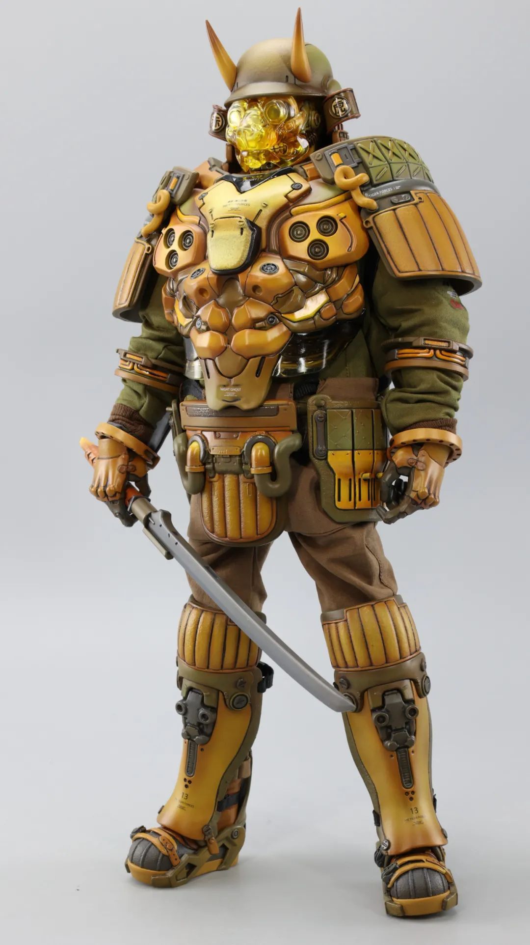 虎年玩老虎b13赤虎开箱简评