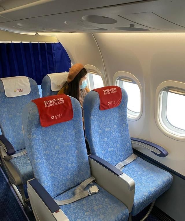 国产支线飞机的荣光重庆桂林用arj21阿娇执飞网红机型真不赖