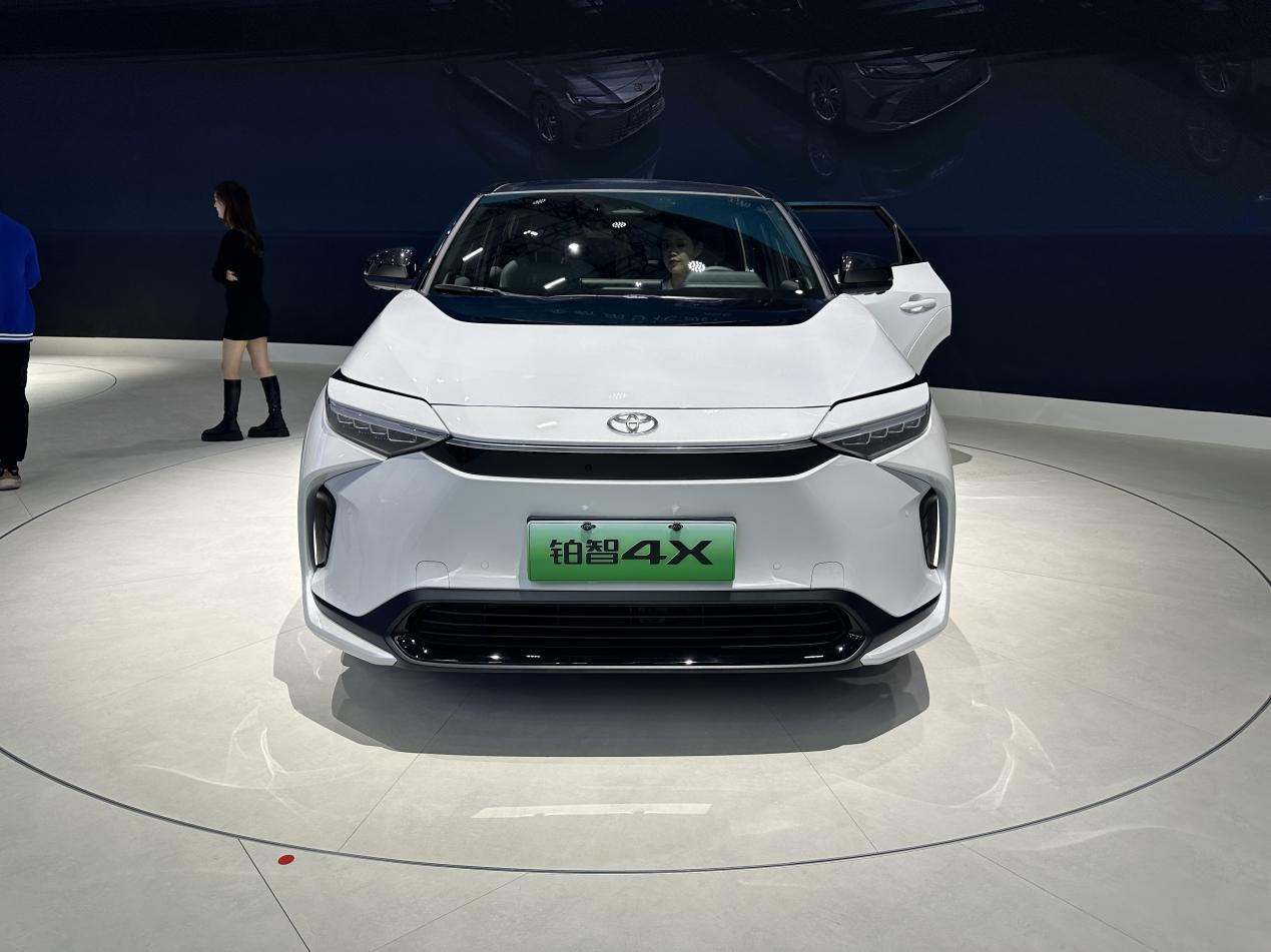 定位中型纯电动suv,广汽丰田铂智4x上市-新浪汽车