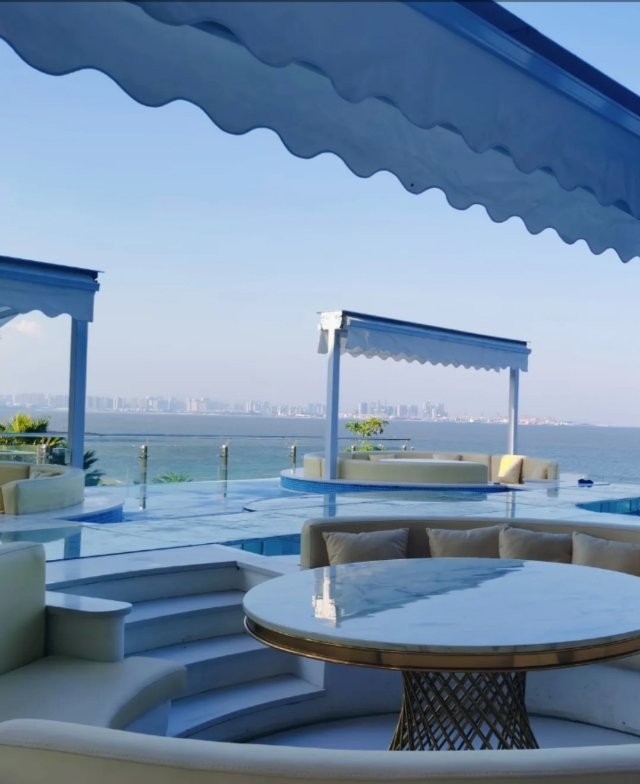 厦门海景下午茶ta遇61海尼斯就在海岸线咖啡厅旁边