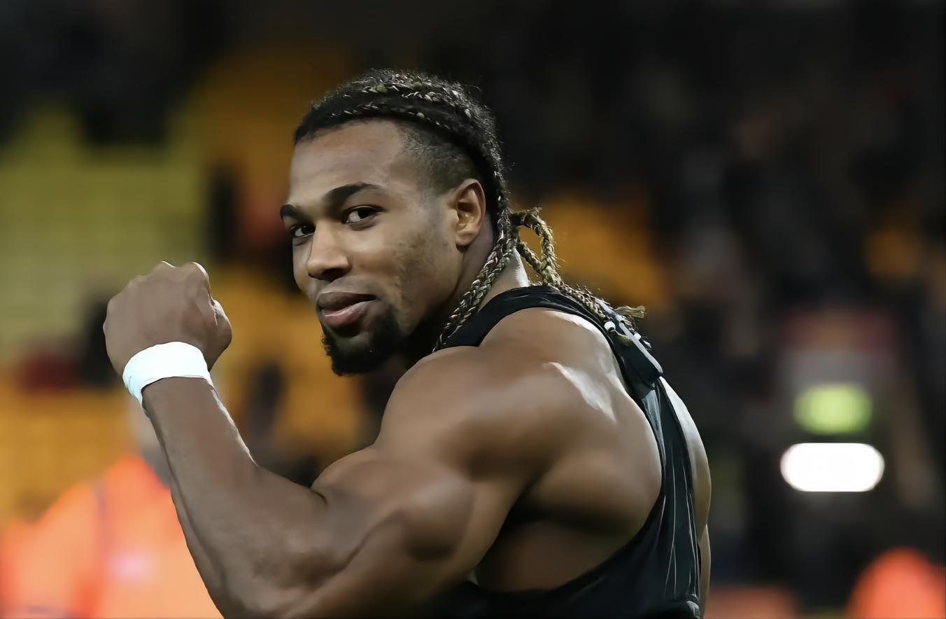 米兰关注阿达玛-特拉奥雷_高清图集_新浪网