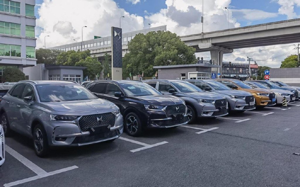 销量最惨的豪华品牌，7月仅售47辆新车，是时候退出中国市场了？休闲区蓝鸢梦想 - Www.slyday.coM