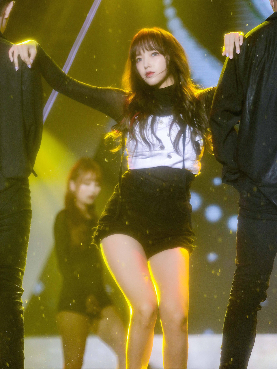 程潇这种身材是真实存在的吗 真的好羡慕程姐身材……_高清图集_新浪