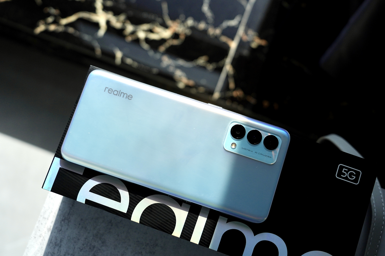 一款用着舒服的直屏手机|realme|真我gt|设计_新浪新闻