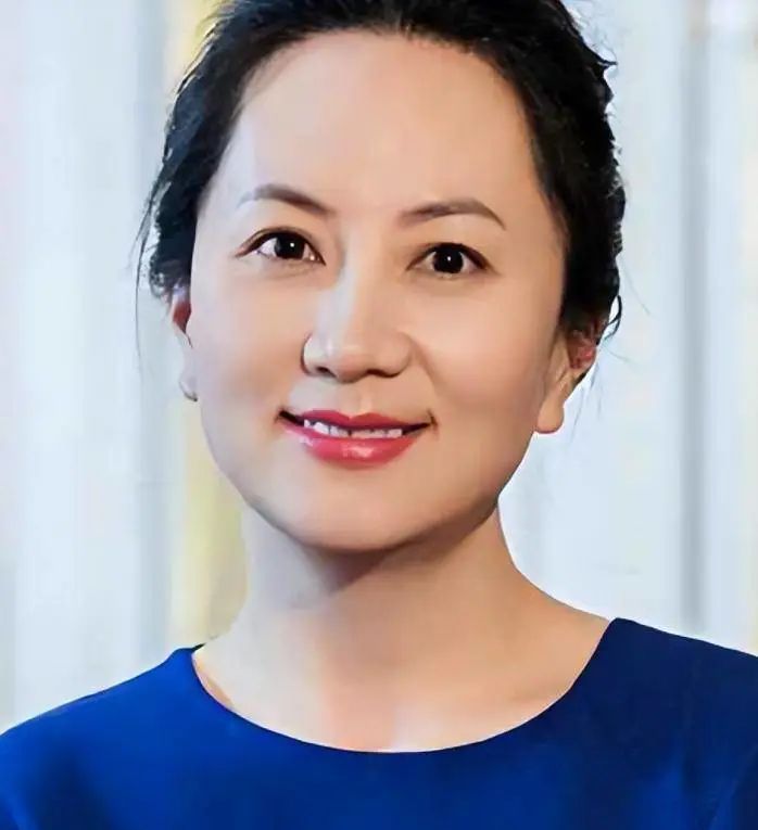孟晚舟与网红罕合影!2段婚姻4个孩子,前夫成谜现任对她不离不弃__财经头条