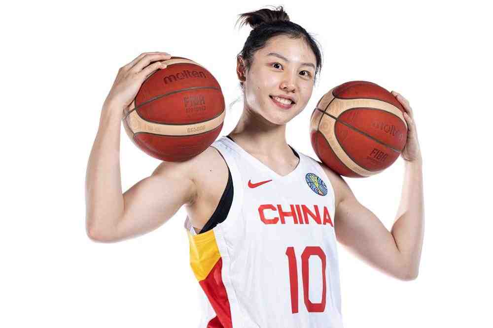 突发！李梦发烧或无缘半决赛，苏群：张茹任务艰巨，黄思静要变化|黄思静|李梦|中国女篮_新浪新闻