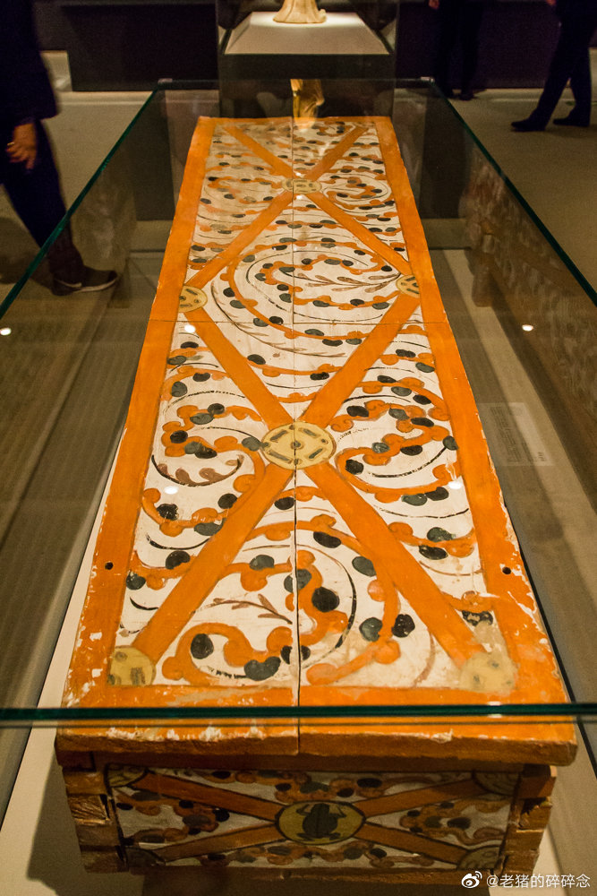 关于楼兰的文物,就拍到两件