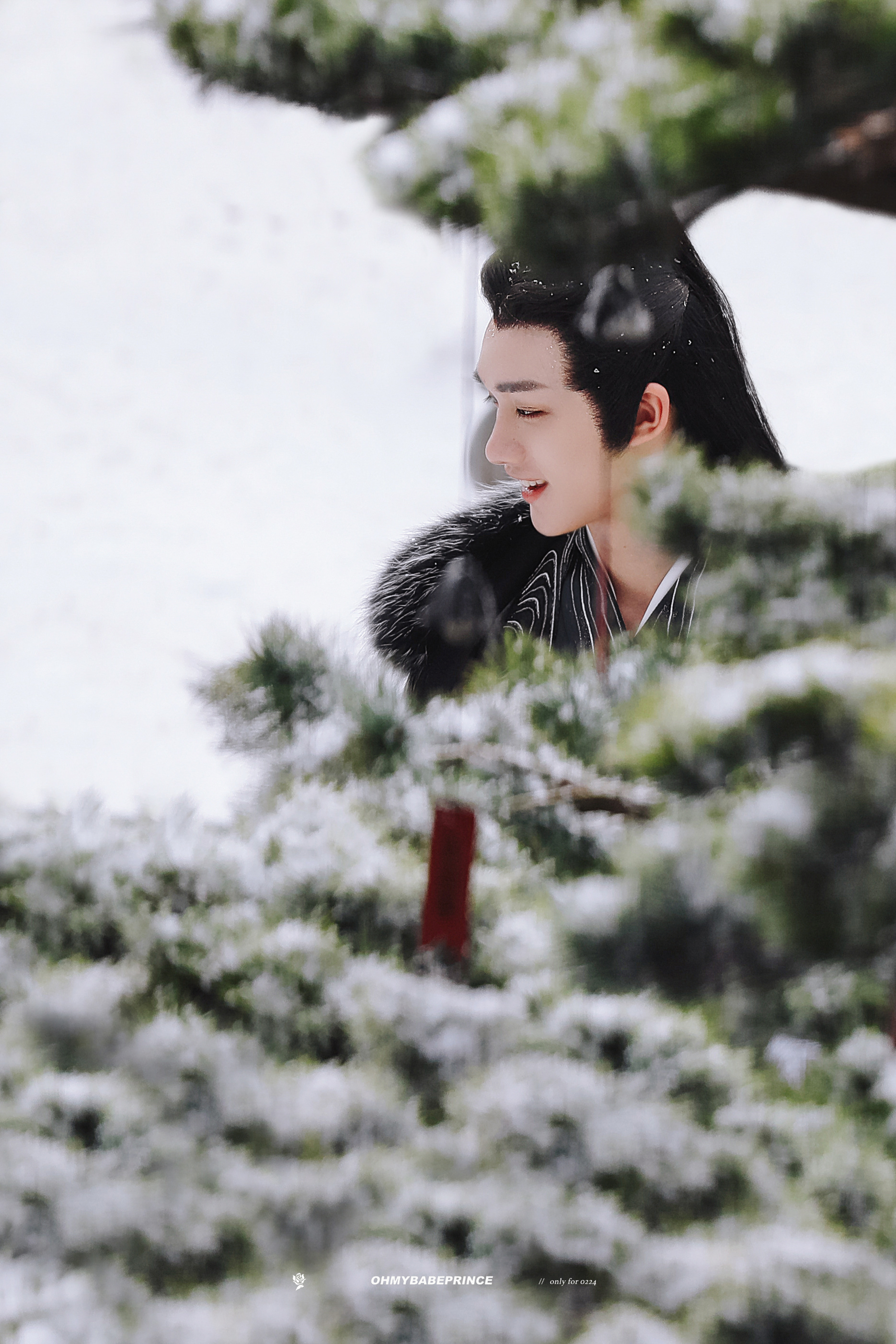 丁程鑫古装雪景照简直美到心颤,太绝了@时代少年团-丁程鑫_高清图集