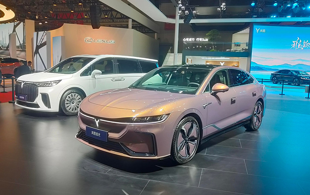 29万元 中大型豪华电动轿车-新浪汽车